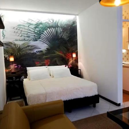 Le Barche Apartment Местре Екстериор снимка