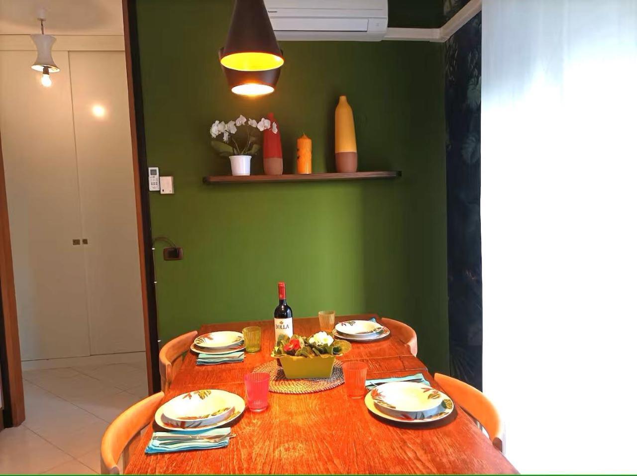 Le Barche Apartment Местре Екстериор снимка